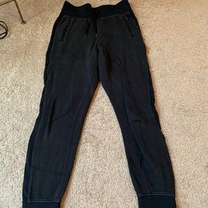 Lululemon jogger sweatpants SIZE 2
